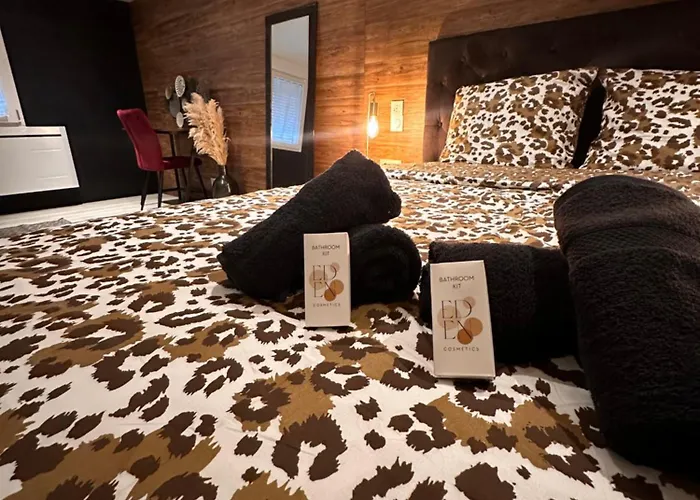 Jolie Dependance Equipee * Cholet