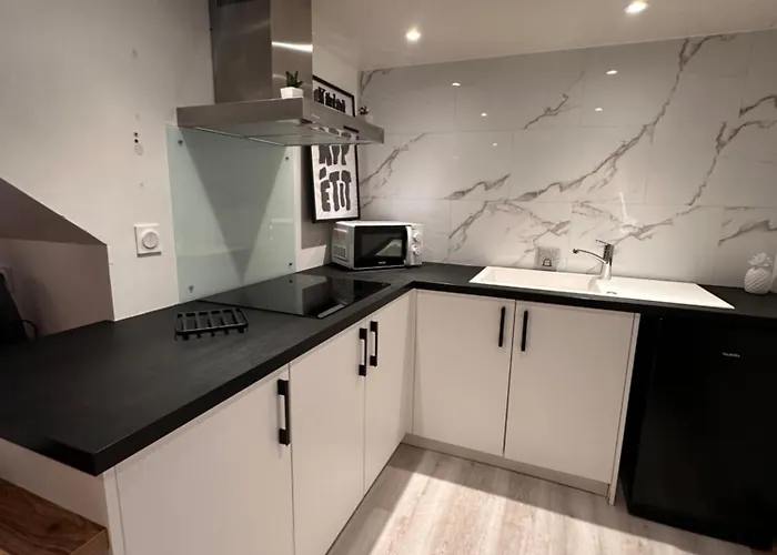 Jolie Dependance Equipee Apartment *