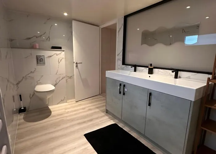 Jolie Dependance Equipee Cholet